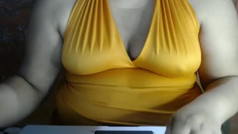 karolbb21 online show from December 22, 2025, 11:18 am