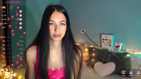 Kira online show from February 9, 2026, 1:31 am