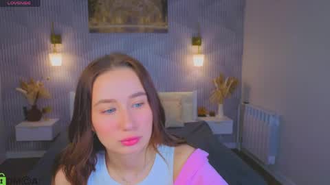 Karolina online show from May 2, 2026, 1:21 am
