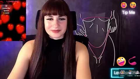 Snapshot of karolina_mia chatting on October 3, 2025, 7:33 pm Caroline online show from October 3, 2025, 7:33 pm