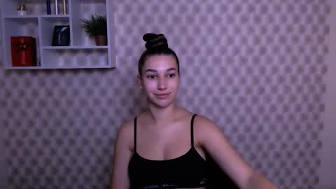 Snapshot of karolinamex_ chatting on October 2, 2025, 5:03 am Karolina online show from October 2, 2025, 5:03 am