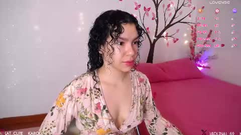 Snapshot of karolkat_1 chatting on June 13, 2026, 1:42 pm Karolina 3 online show from June 13, 2026, 1:42 pm