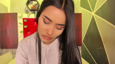 Snapshot of karoll014 chatting on February 5, 2026, 11:48 am Karol online show from February 5, 2026, 11:48 am