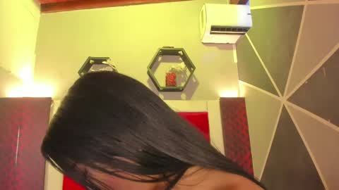 Karol online show from April 14, 2026, 11:49 am