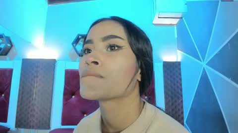 Karol online show from May 11, 2026, 12:22 pm