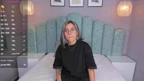 Snapshot of karoll_santos chatting on December 6, 2024, 10:27 am Karol Santos online show from December 6, 2024, 10:27 am