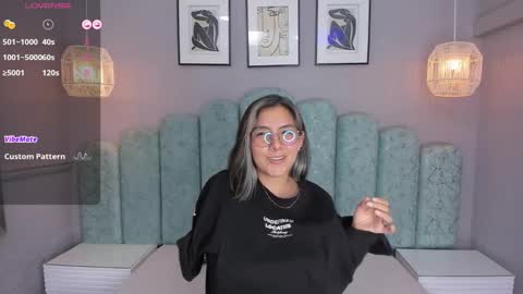 Snapshot of karoll_santos chatting on January 15, 2025, 9:56 am Karol Santos online show from January 15, 2025, 9:56 am