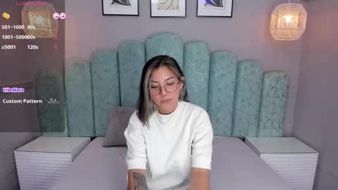 Snapshot of karoll_santos chatting on February 6, 2025, 7:02 am Karol Santos online show from February 6, 2025, 7:02 am