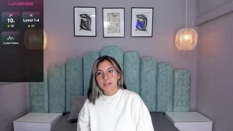 Snapshot of karoll_santos chatting on February 6, 2025, 10:04 am Karol Santos online show from February 6, 2025, 10:04 am