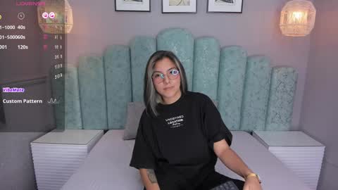 Snapshot of karoll_santos chatting on February 7, 2025, 7:18 am Karol Santos online show from February 7, 2025, 7:18 am