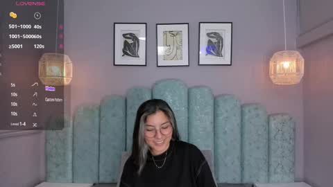 Snapshot of karoll_santos chatting on February 13, 2025, 4:32 am Karol Santos online show from February 13, 2025, 4:32 am