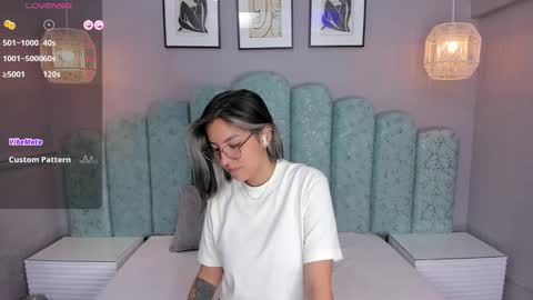 Snapshot of karoll_santos chatting on February 20, 2025, 7:23 am Karol Santos online show from February 20, 2025, 7:23 am