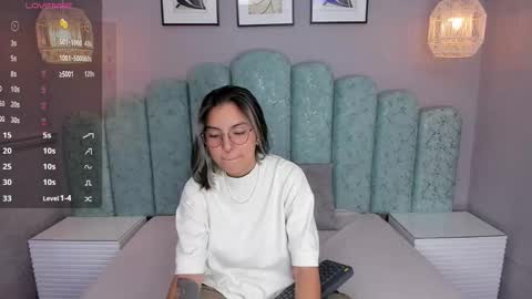 Snapshot of karoll_santos chatting on February 22, 2025, 4:07 am Karol Santos online show from February 22, 2025, 4:07 am