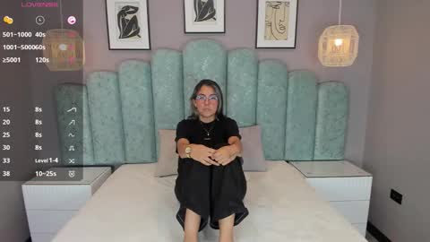 Snapshot of karoll_santos chatting on September 19, 2025, 4:25 am Karol Santos online show from September 19, 2025, 4:25 am