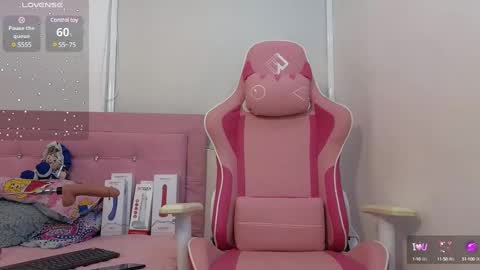 Snapshot of karollhorny chatting on February 23, 2025, 8:22 pm Karol online show from February 23, 2025, 8:22 pm