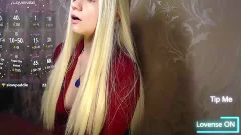 Snapshot of karolynafox chatting on February 14, 2026, 8:55 am Caroline Fox online show from February 14, 2026, 8:55 am