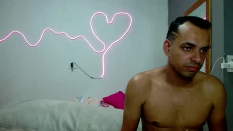 Snapshot of kasaltaradinho chatting on December 8, 2024, 8:58 pm Tamires e Maicon online show from December 8, 2024, 8:58 pm