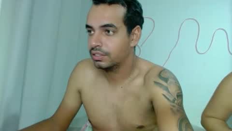 Snapshot of kasaltaradinho chatting on February 5, 2025, 12:53 am Tamires e Maicon online show from February 5, 2025, 12:53 am