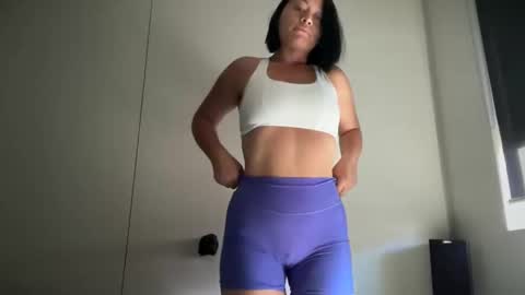 Snapshot of kat1987 chatting on December 9, 2024, 6:34 am Kat online show from December 9, 2024, 6:34 am