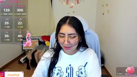 Kat       online show from October 16, 2025, 9:16 pm