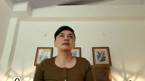 kat paradisse online show from February 17, 2026, 11:50 am