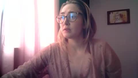 Snapshot of kat_pp chatting on January 7, 2025, 6:24 pm Kati online show from January 7, 2025, 6:24 pm