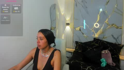 kataleya_bella online show from May 23, 2026, 7:40 pm