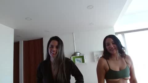 Snapshot of katalina_sexygirl chatting on November 13, 2025, 4:28 pm Katalina online show from November 13, 2025, 4:28 pm