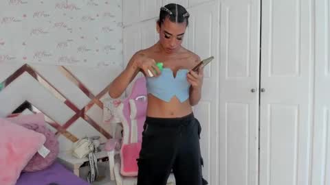 Snapshot of katamillants777 chatting on January 22, 2025, 4:13 am Kata Millants online show from January 22, 2025, 4:13 am