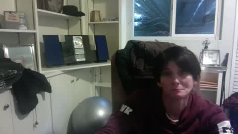 Snapshot of katbrake chatting on March 1, 2025, 9:26 pm sexykat online show from March 1, 2025, 9:26 pm