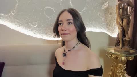 Kate online show from November 6, 2025, 10:21 pm