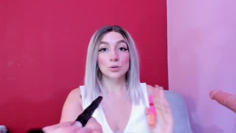 Kate  online show from November 5, 2025, 12:16 pm