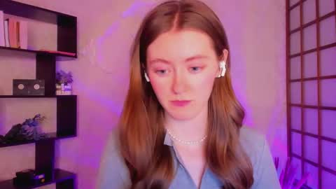 Snapshot of kate_cuddle chatting on December 27, 2024, 5:09 am Kate online show from December 27, 2024, 5:09 am