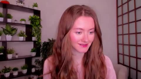 Snapshot of kate_cuddle chatting on October 21, 2025, 2:12 am Kate online show from October 21, 2025, 2:12 am