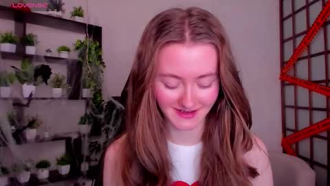 Snapshot of kate_cuddle chatting on October 28, 2025, 2:37 am Kate online show from October 28, 2025, 2:37 am