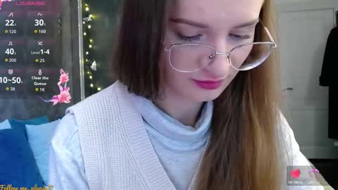 Snapshot of kate_jonson chatting on October 7, 2025, 6:32 am .Be kind and gentle with me and I will do my best for you. online show from October 7, 2025, 6:32 am