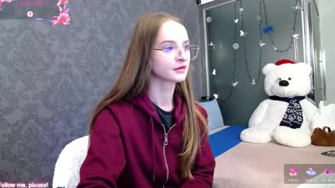 Snapshot of kate_jonson chatting on October 27, 2025, 12:42 pm .Be kind and gentle with me and I will do my best for you. online show from October 27, 2025, 12:42 pm