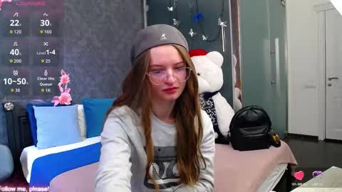 Snapshot of kate_jonson chatting on October 29, 2025, 7:32 am .Be kind and gentle with me and I will do my best for you. online show from October 29, 2025, 7:32 am