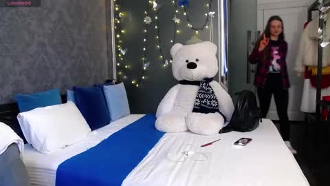 Snapshot of kate_jonson chatting on November 14, 2025, 7:29 am .Be kind and gentle with me and I will do my best for you. online show from November 14, 2025, 7:29 am