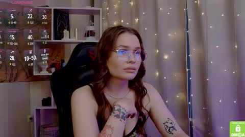 Kate online show from March 17, 2026, 1:32 am