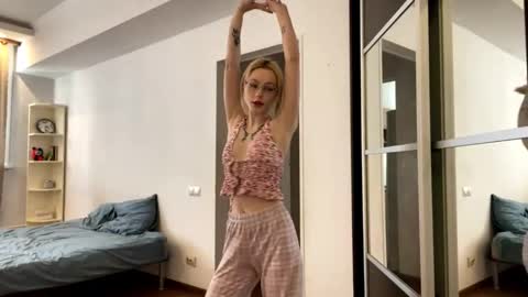 kate_mikki online show from March 6, 2026, 2:30 am
