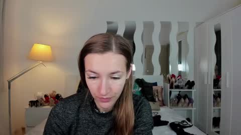 Snapshot of kate_redgar chatting on December 11, 2024, 9:19 am kate_redgar online show from December 11, 2024, 9:19 am