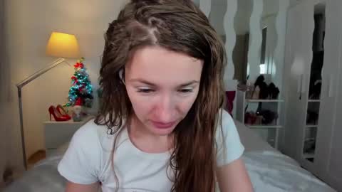 Snapshot of kate_redgar chatting on January 20, 2025, 1:53 pm kate_redgar online show from January 20, 2025, 1:53 pm