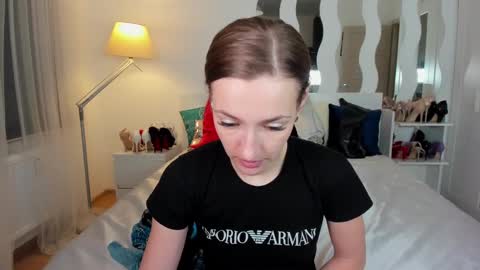 Snapshot of kate_redgar chatting on February 2, 2025, 1:30 pm kate_redgar online show from February 2, 2025, 1:30 pm
