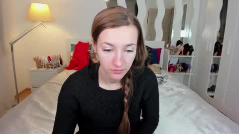 Snapshot of kate_redgar chatting on February 16, 2025, 1:49 pm kate_redgar online show from February 16, 2025, 1:49 pm