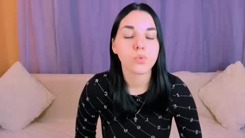 KATE online show from December 1, 2025, 6:07 am