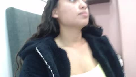 Snapshot of kate_stam chatting on February 22, 2025, 4:40 pm Kari online show from February 22, 2025, 4:40 pm