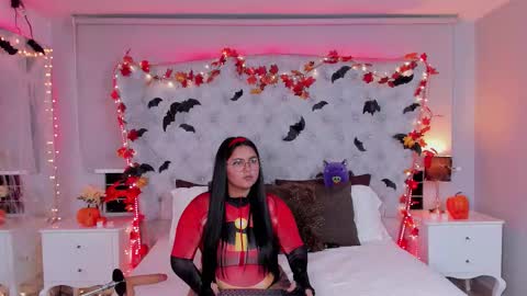kateanderss online show from October 31, 2025, 2:01 am