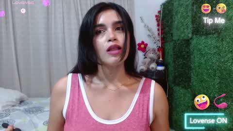 Snapshot of kateangelly chatting on November 6, 2025, 4:02 am kateangelly online show from November 6, 2025, 4:02 am