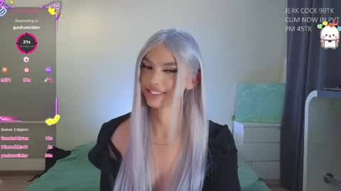 Kate online show from April 18, 2026, 7:58 pm